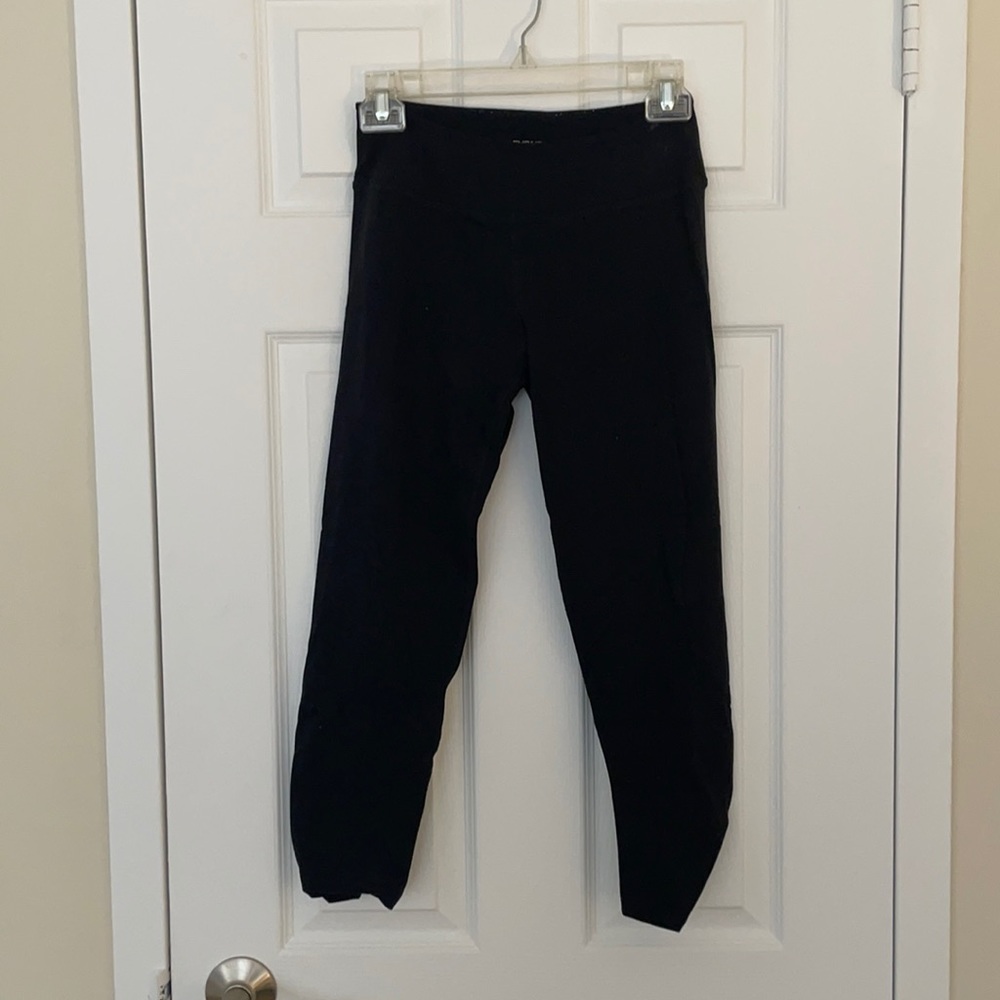 Beyond Yoga cinched crop leggings